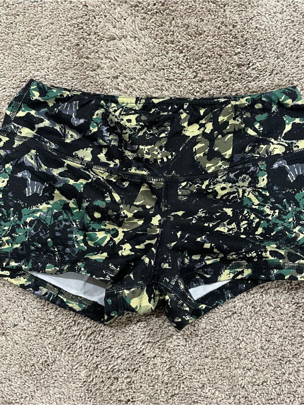 Fleo Shorts